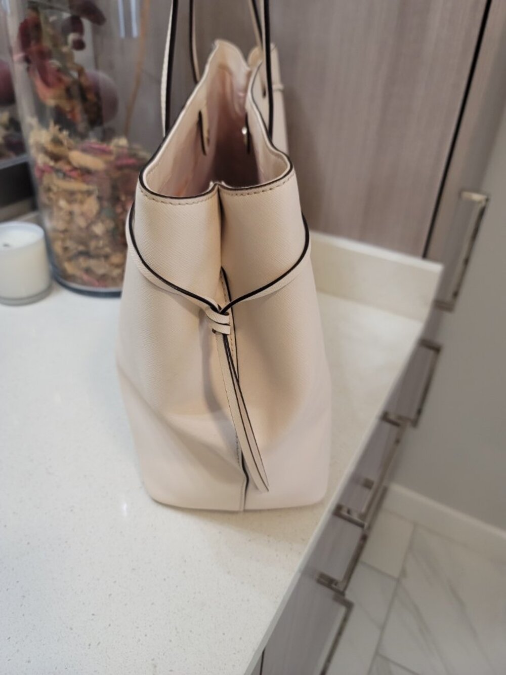 Kate Spade Ari Laurel Way Pink Saffiano Leather LG Tote EUC, $379 White - Picture 2 of 12